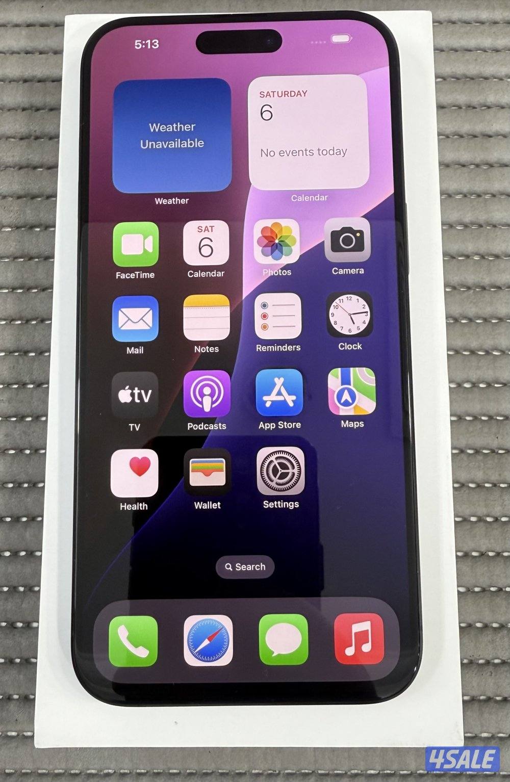 iPhone 15 Pro Max 1TB Black Titanium Used.5