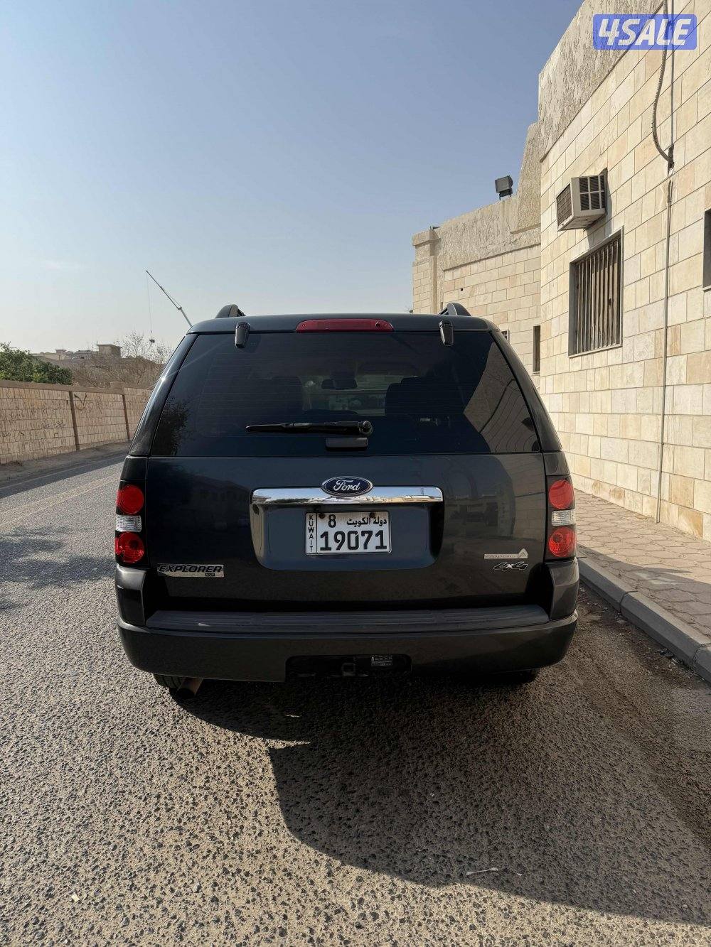 للبيع جيب فورد اكسبلورر4