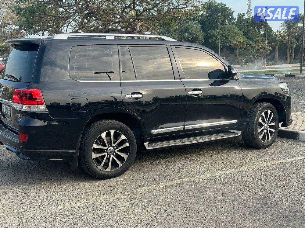 لاند في اكس ار موديل ٢٠٠٨5