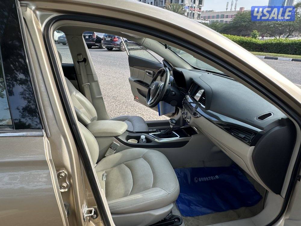 للبيع بيعة سمحه وسريعة GA6 السيارة بحالة الوكالة11