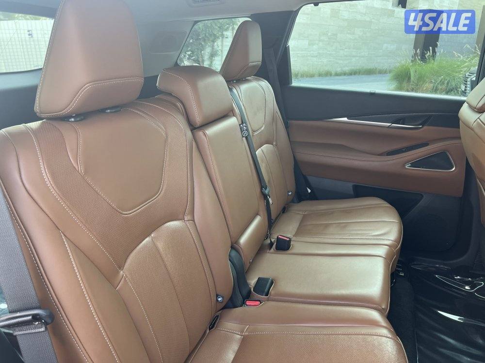 2023 انفينيتي QX6014