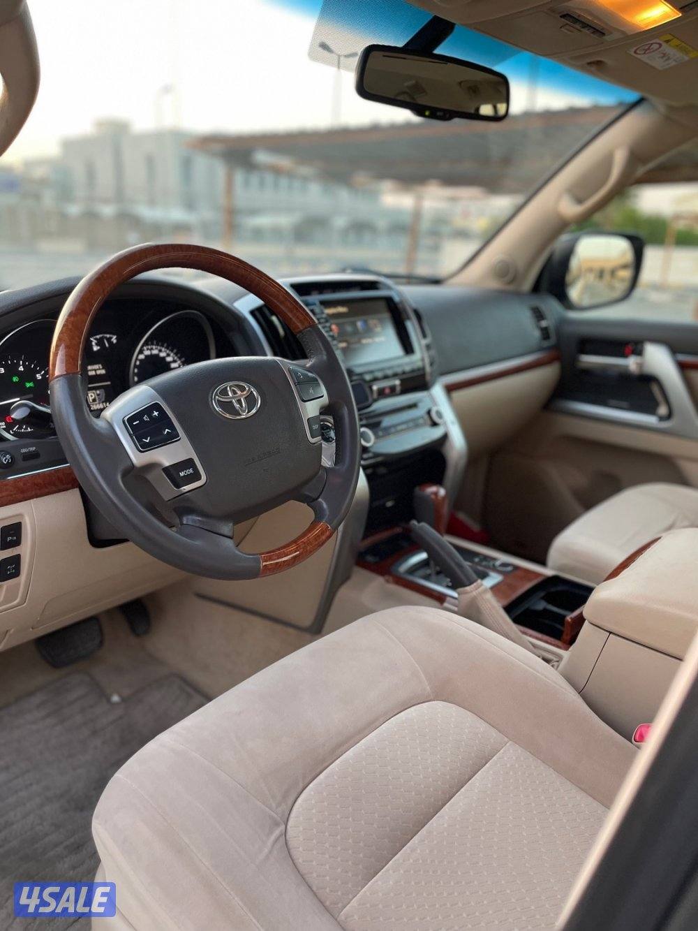 لاند كروز VXR وارد قطر صبغ الوكاله شرط الفحص 20159