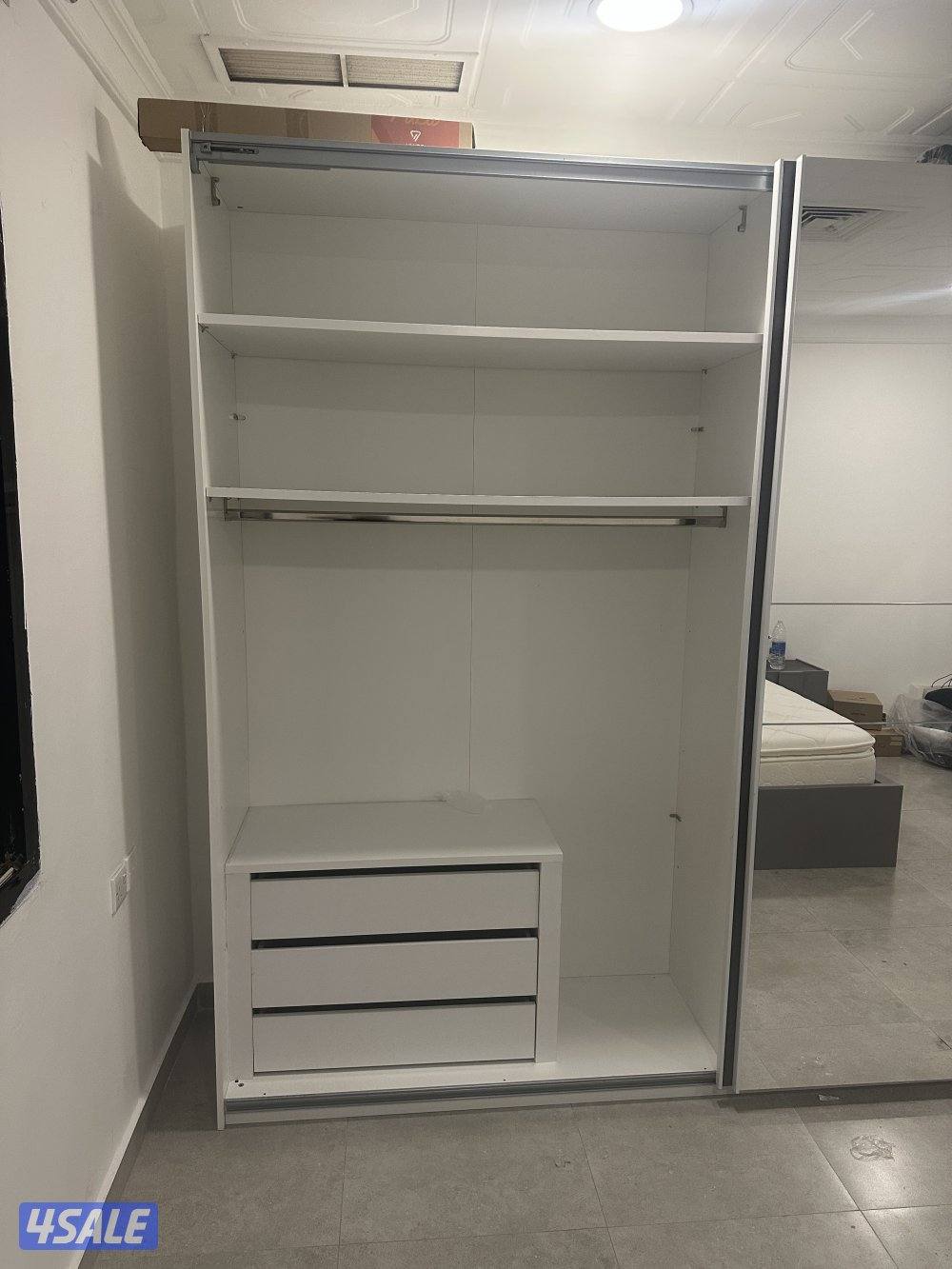 2 Sliding Door Wardrobe White/Dark Grey/Mirror 270 Cm with dresser6