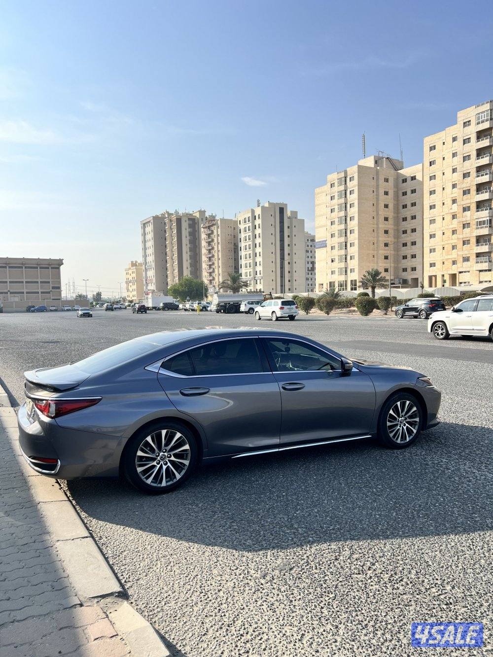 لكزس 2019 .. ES2501