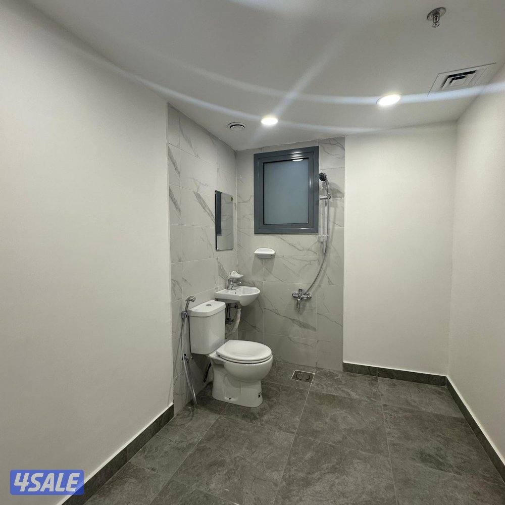 شقة إطلالة بحرية أول ساكن للإيجار في بنيد القار6