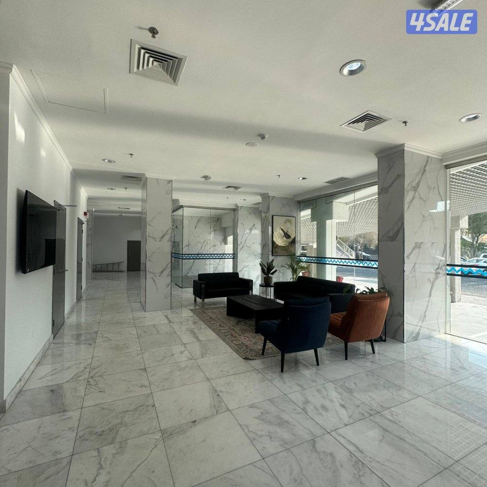 شقة إطلالة بحرية أول ساكن للإيجار في بنيد القار13