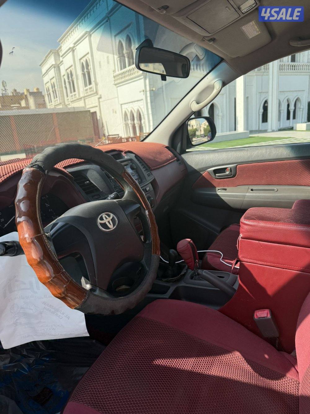 للبيع هايلوكس موديل ٢٠١٣ دبل تماتيك ماشي ٤٩٠5