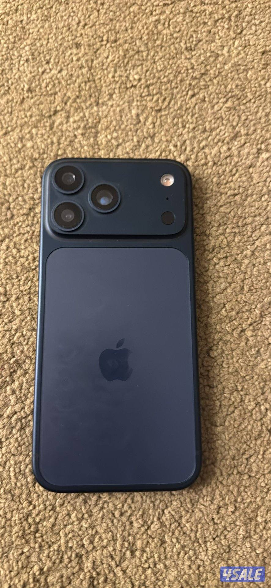 للبيع ايفون برو ماكس 1 تيرا ازرق مستخدم بكرتونه كامل0