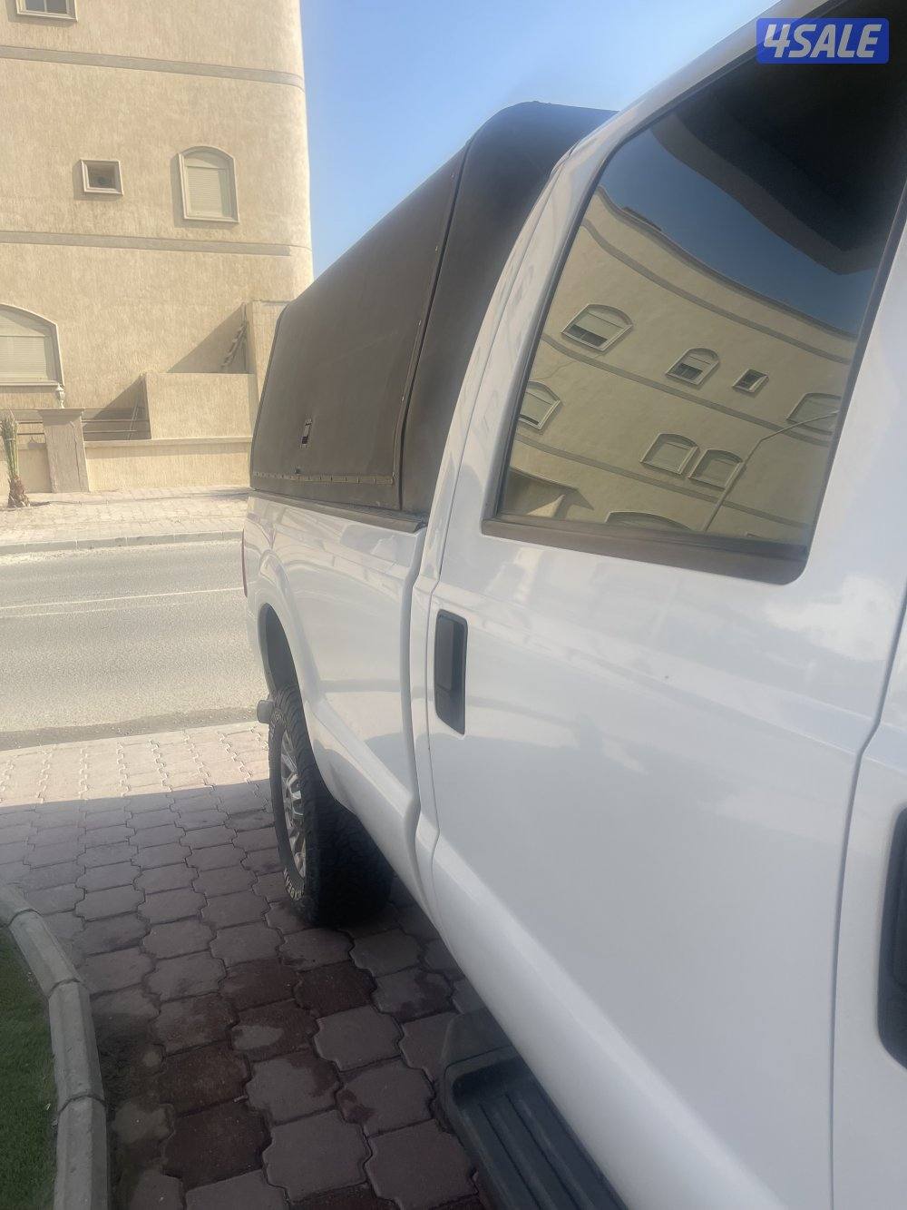 فورد 13 ديزل 4/4 مكينه 6،7 خليجي ماشي 95 الف كم شرط الفحص قابل للمساوم1