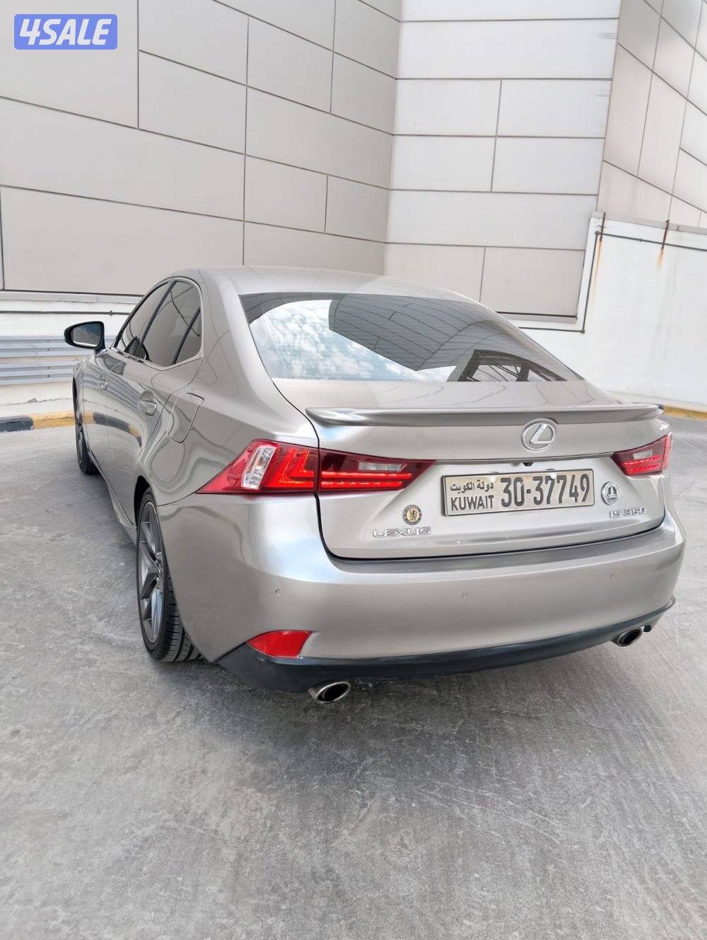 للبيع لكزس is350 اف سبورت موديل 2014 عداد 290 الف كم4