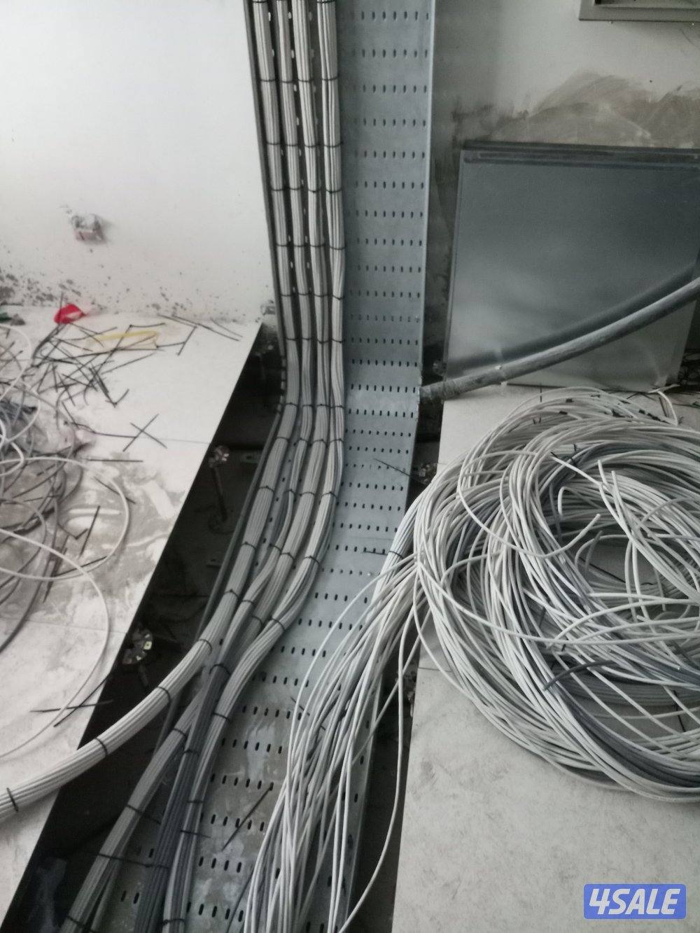 CAMERA AND NETWORK technician6