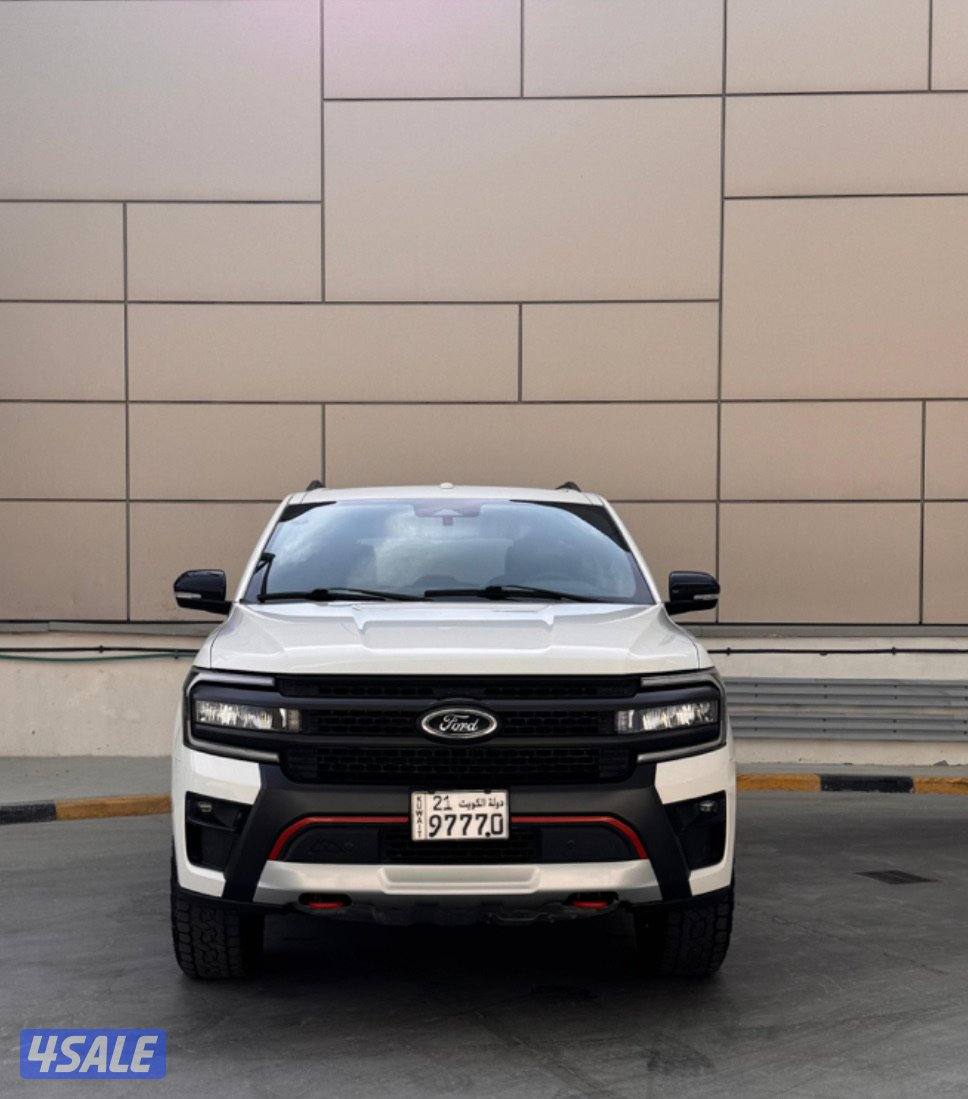 للبيع فورد اكسبدشن تمبرلاين موديل 2023 4x4 صبغ الوكالة تحت الكفالة2