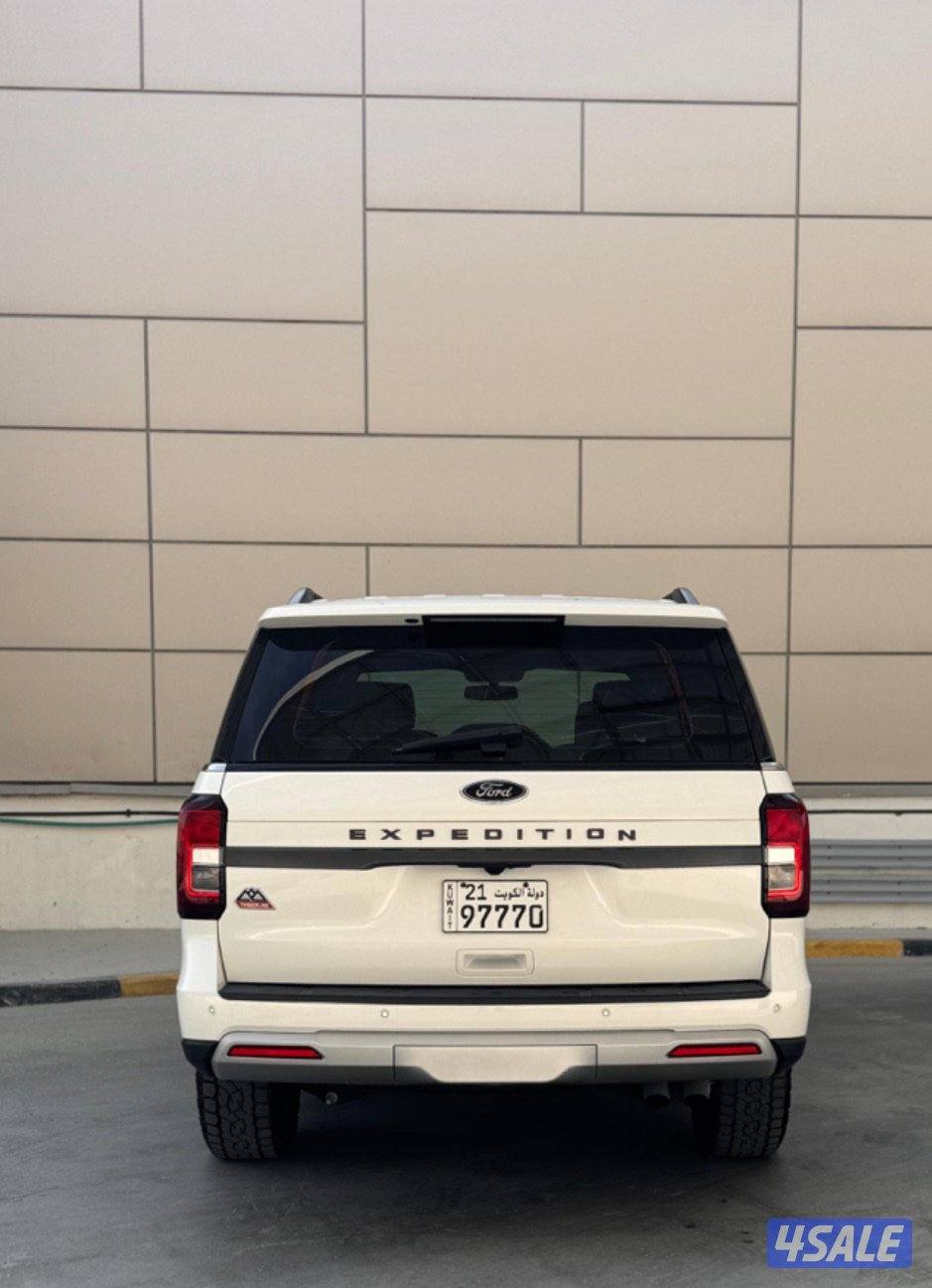للبيع فورد اكسبدشن تمبرلاين موديل 2023 4x4 صبغ الوكالة تحت الكفالة5