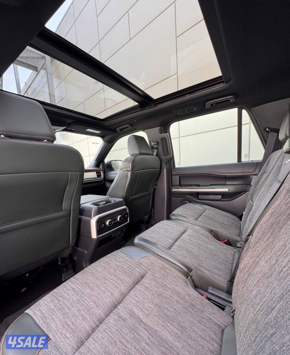 للبيع فورد اكسبدشن تمبرلاين موديل 2023 4x4 صبغ الوكالة تحت الكفالة11