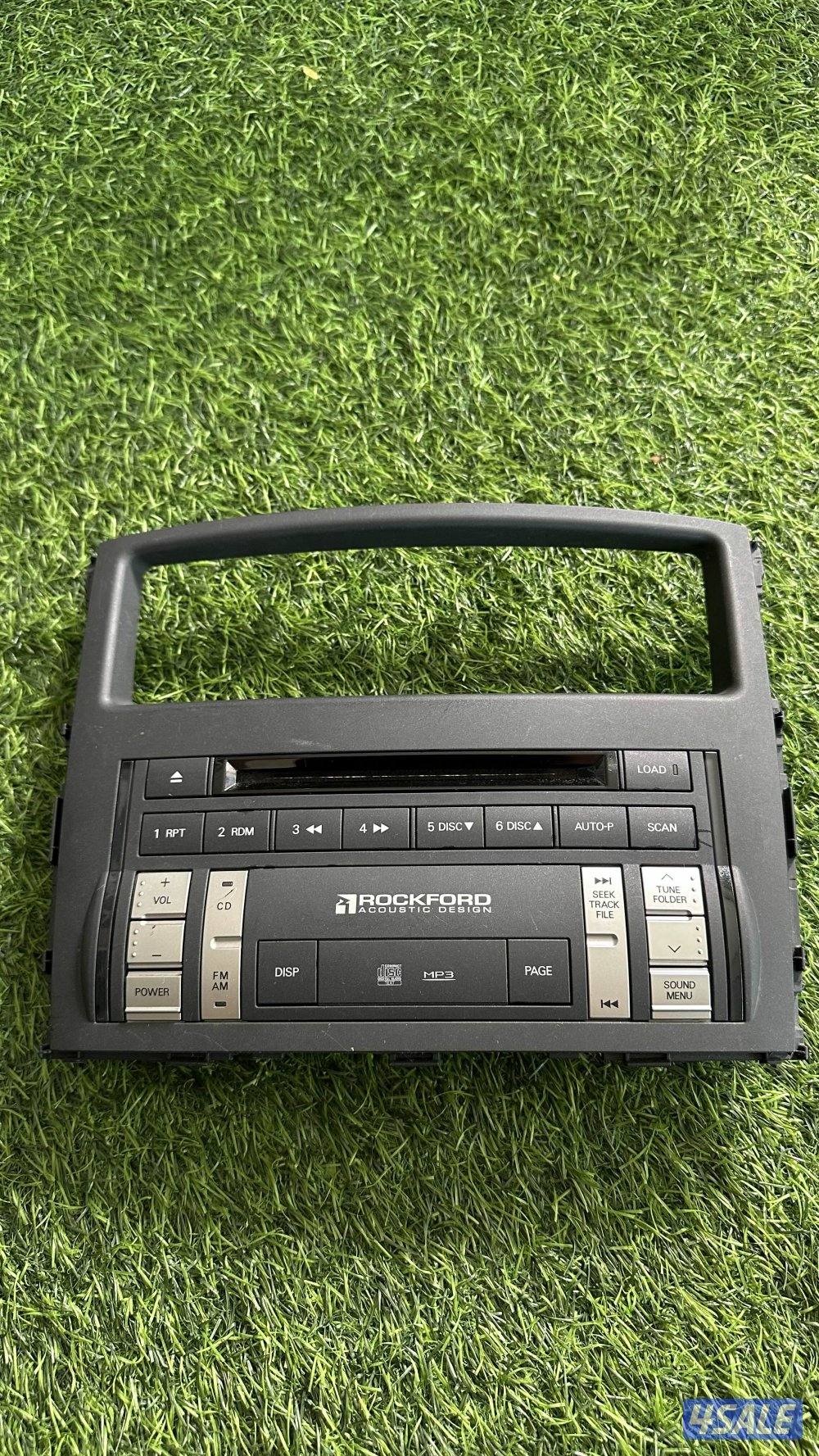 مسجل سيارة باجيرو موديل (2014) بحالة نظيفة جداً.5