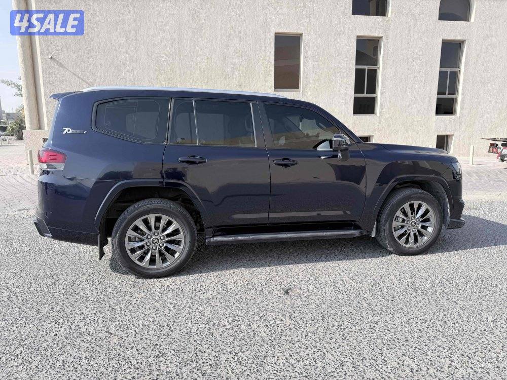 للبيع لاند كروزر موديل 20222