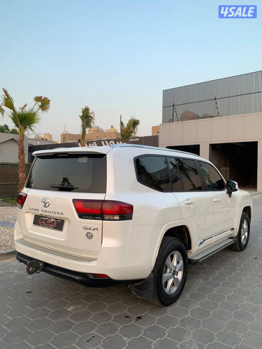 النشاما لبيع وشراء السيارات لاندكروز1