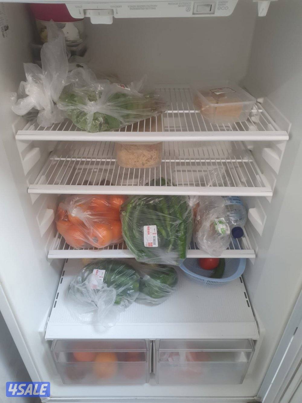 White Westinghouse Refrigerator3