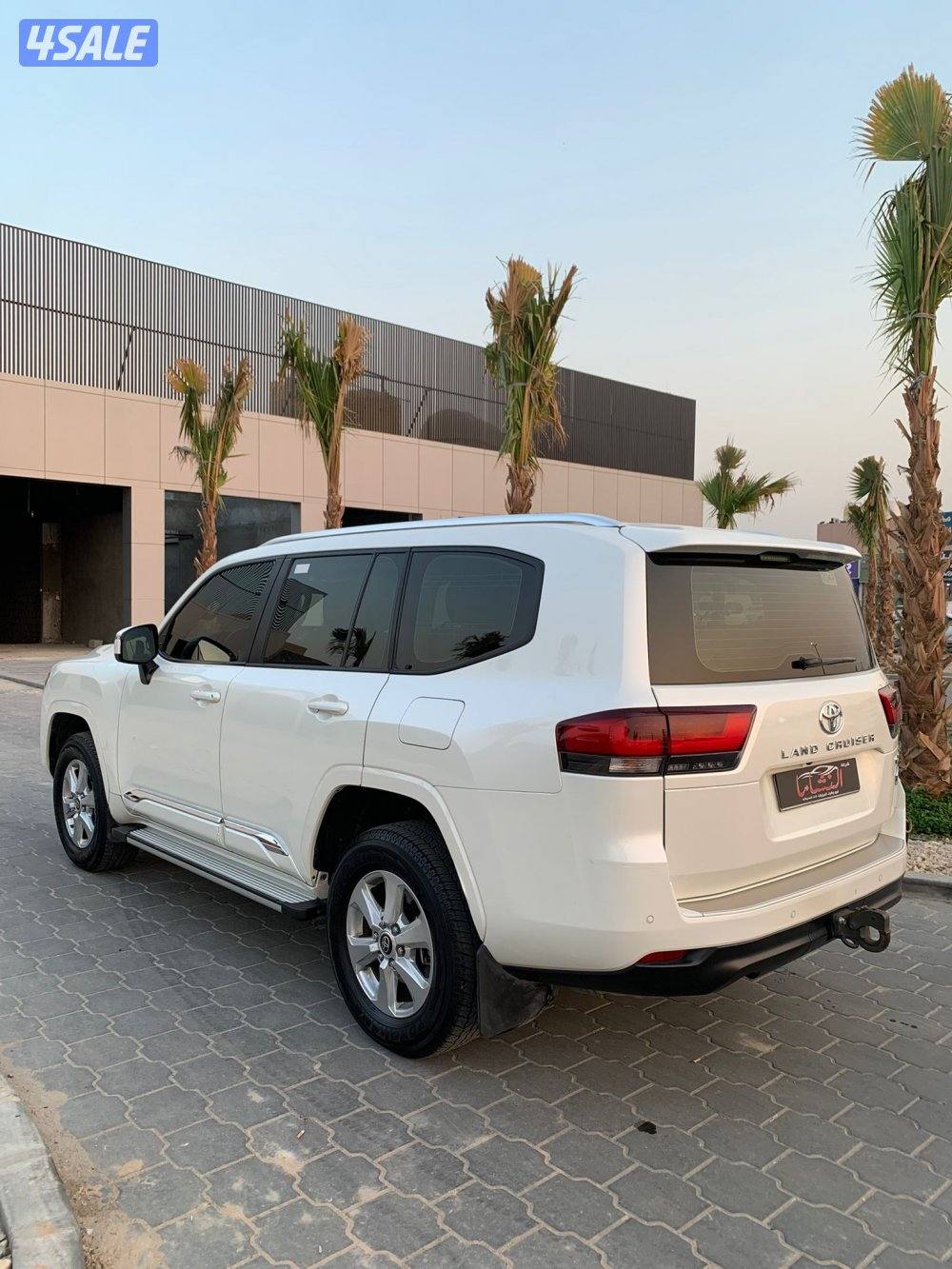 النشاما لبيع وشراء السيارات لاندكروز4