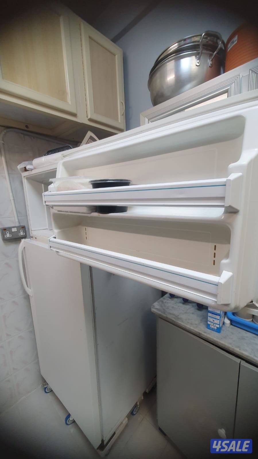 White Westinghouse Refrigerator9