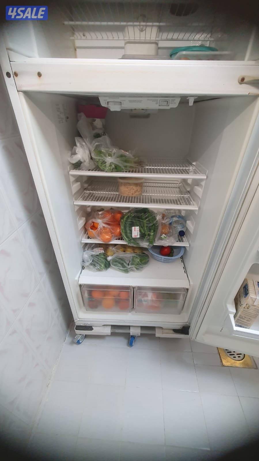 White Westinghouse Refrigerator10