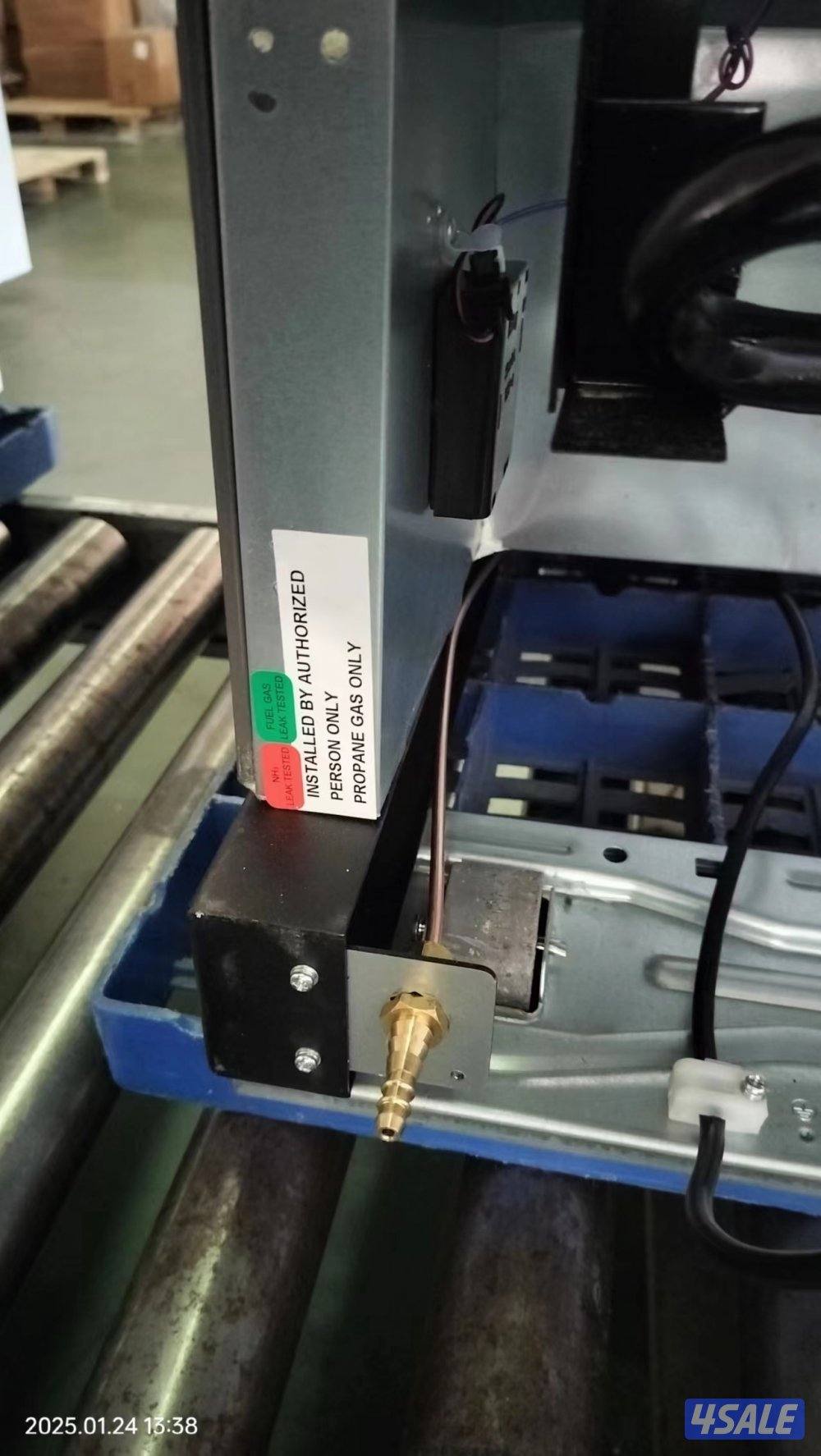 ثلاجات تعمل علي الغاز والكهرباء9