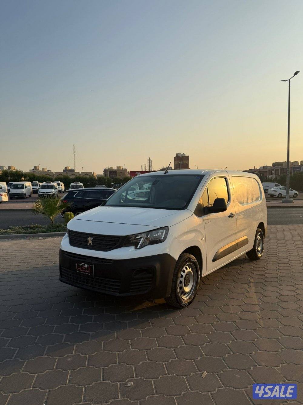 النشاما لبيع وشراء السيارات بيجو بارتنر0