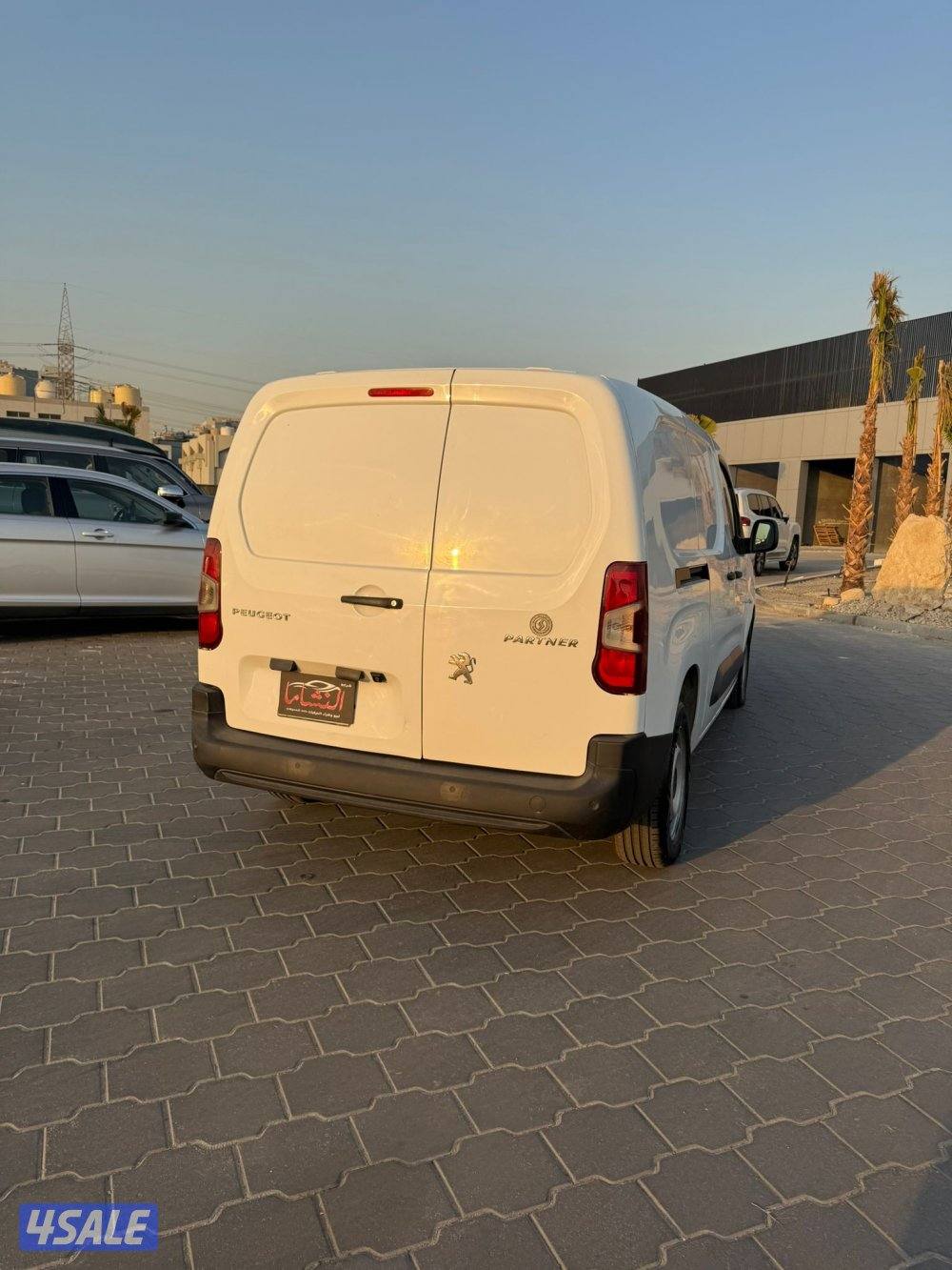النشاما لبيع وشراء السيارات بيجو بارتنر3