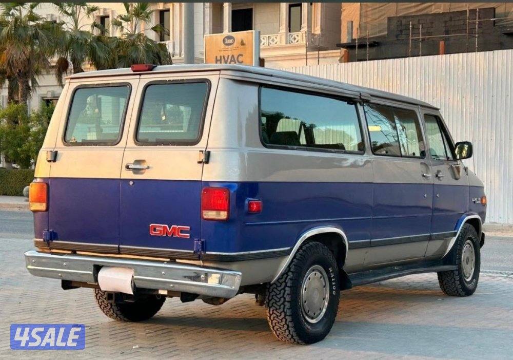 للبيع باص جمس2