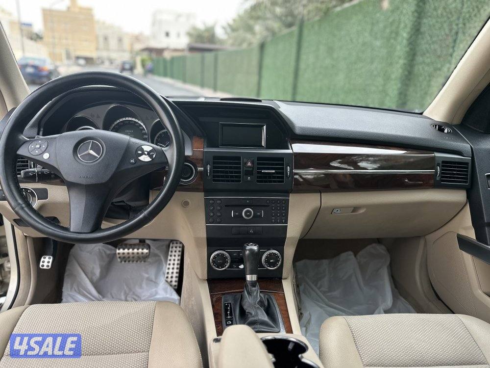 للبيع MERCEDES GLK300 GRAND EDITION موديل 2011 وارد البشر3