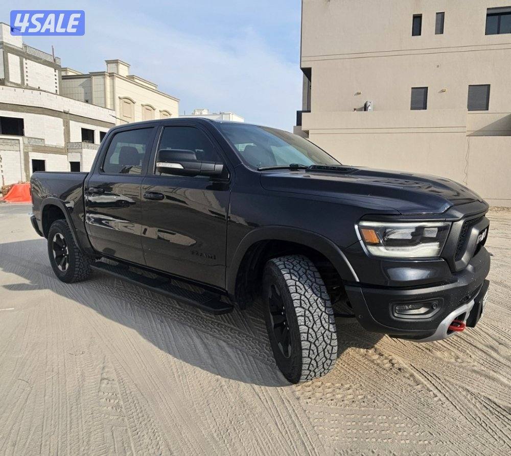 للبيع وانيت دوج رام 20195