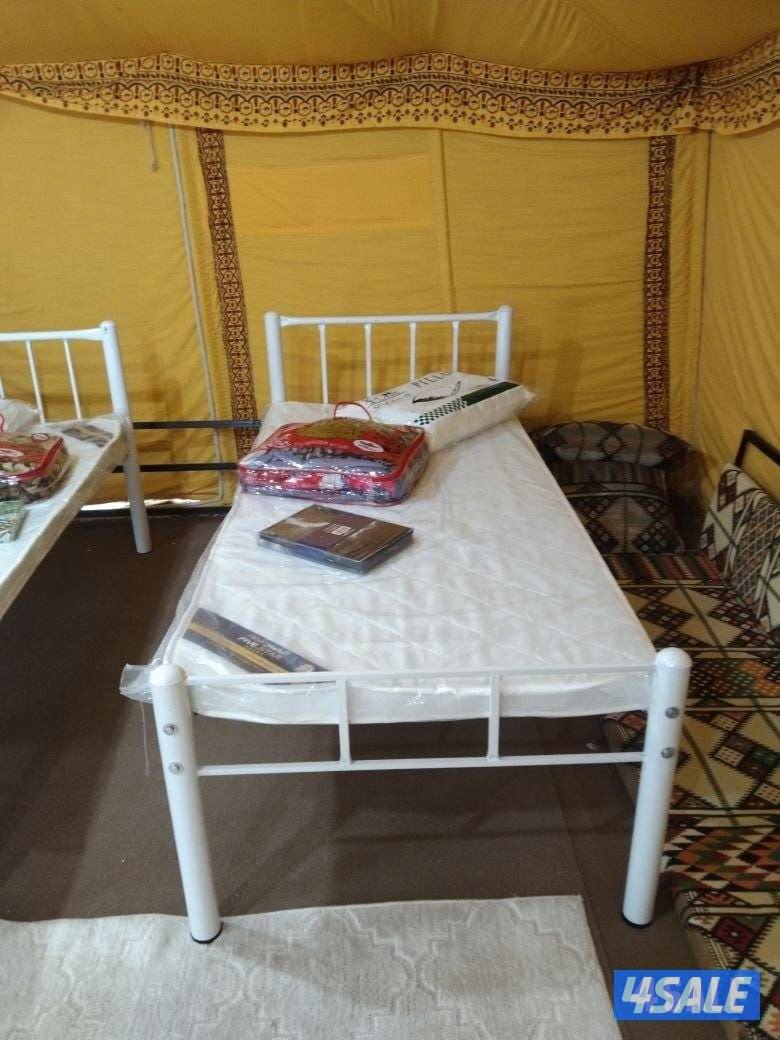 سرير حديد ومرتبه طبيه وبطانيه ومخده والملايات1