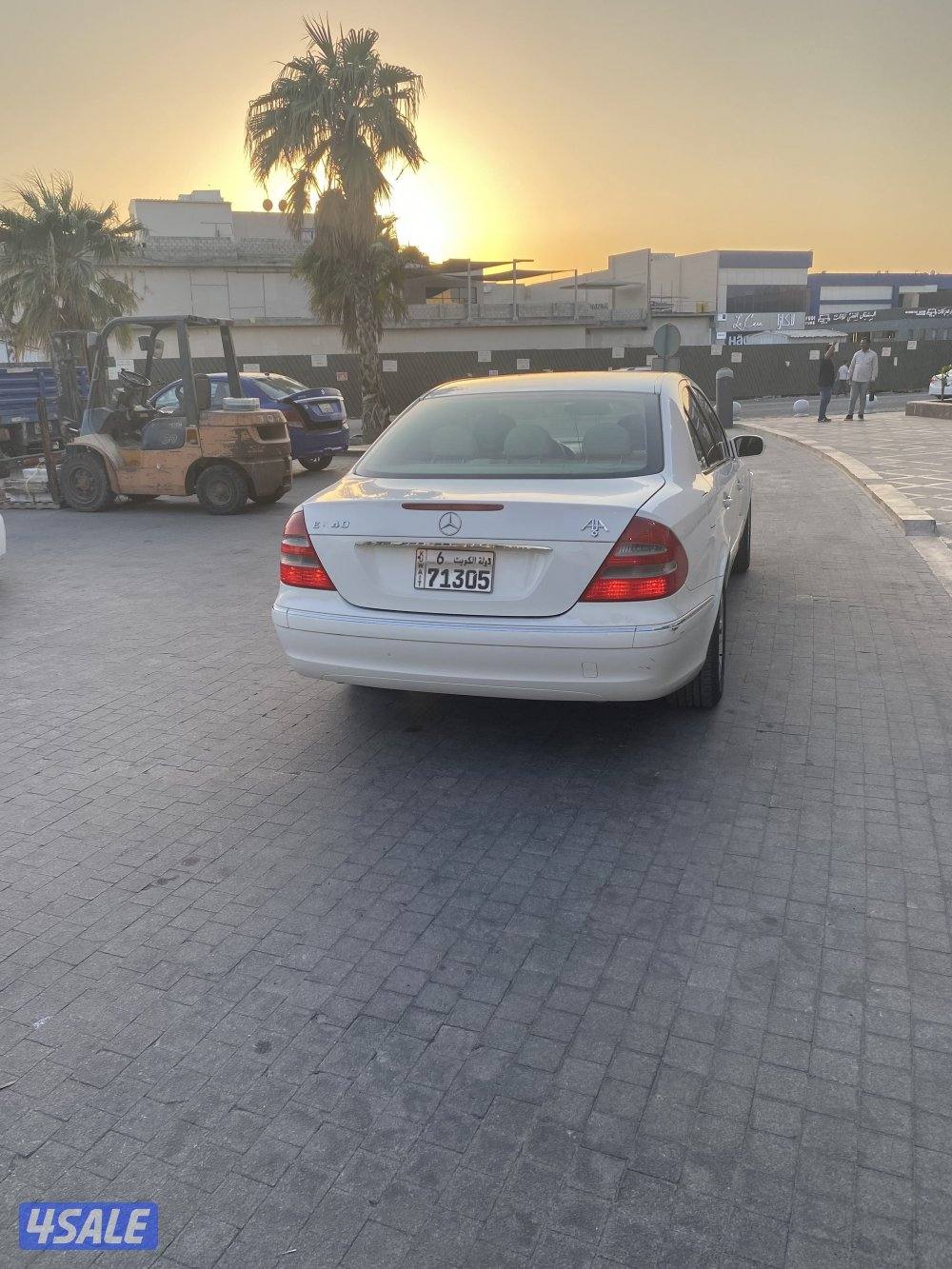 مرسيدس E240موديل 20043