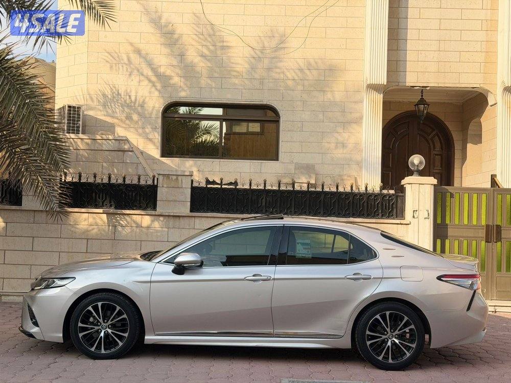 تويوتا _ كامري SE _ ماشي 100 _ الساير3