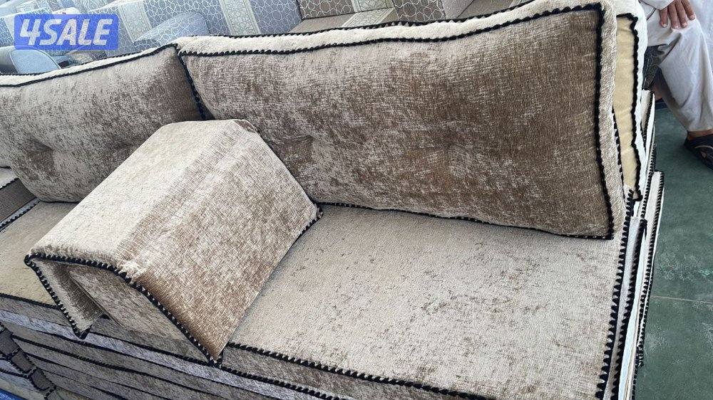 كل احدث انواع السجاد التركي وموكيا السعودي وتفصيل دواوين مساند ظهر بيع5