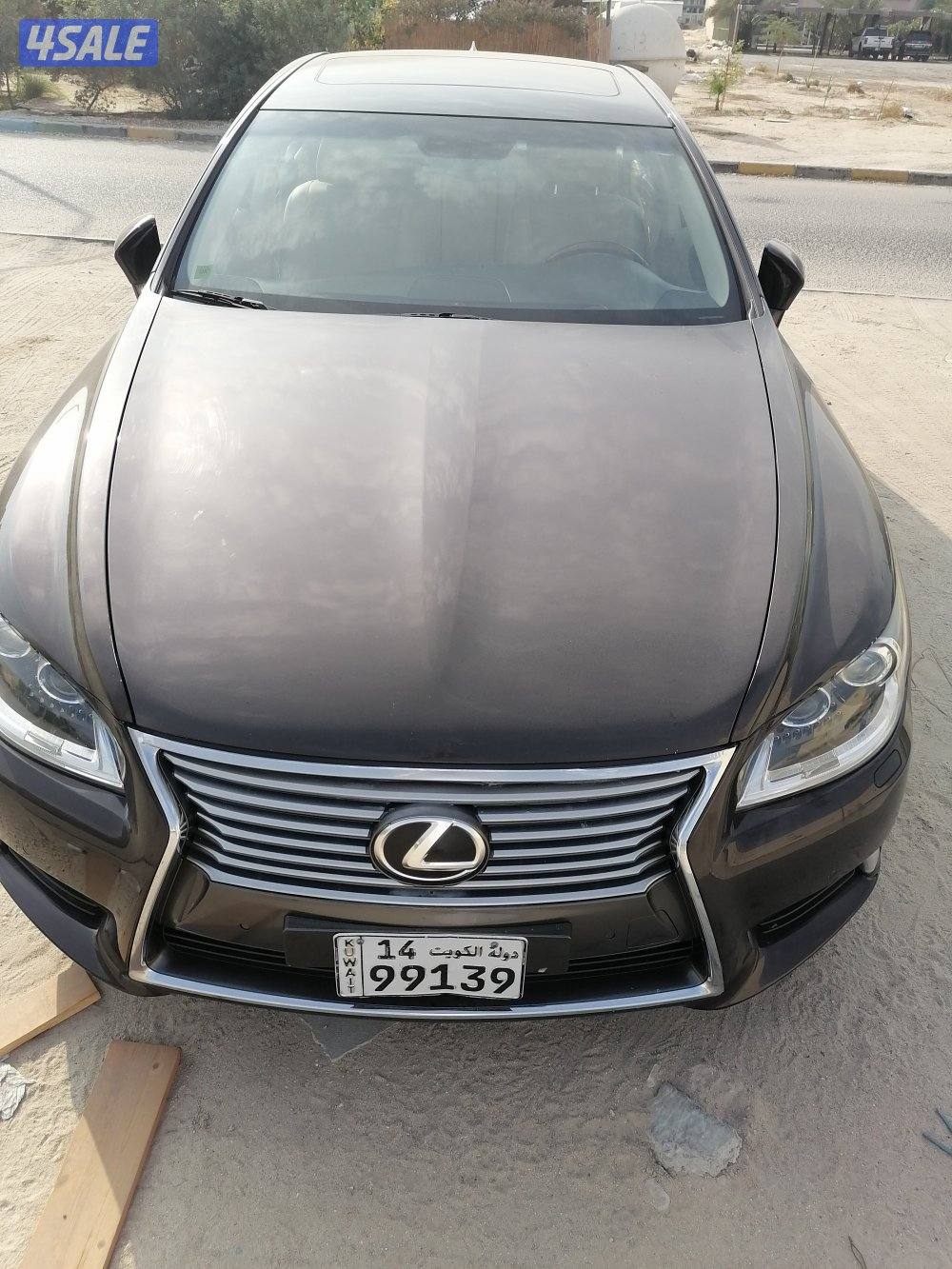 لكزس 460 الساير شورت ماشي ٨٠ الف0