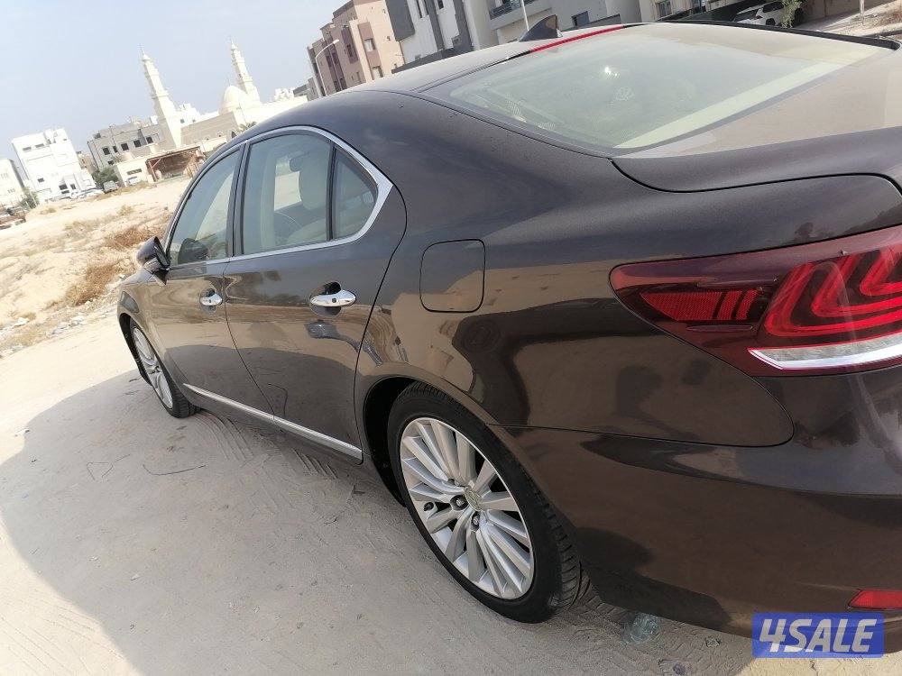 لكزس 460 الساير شورت ماشي ٨٠ الف5