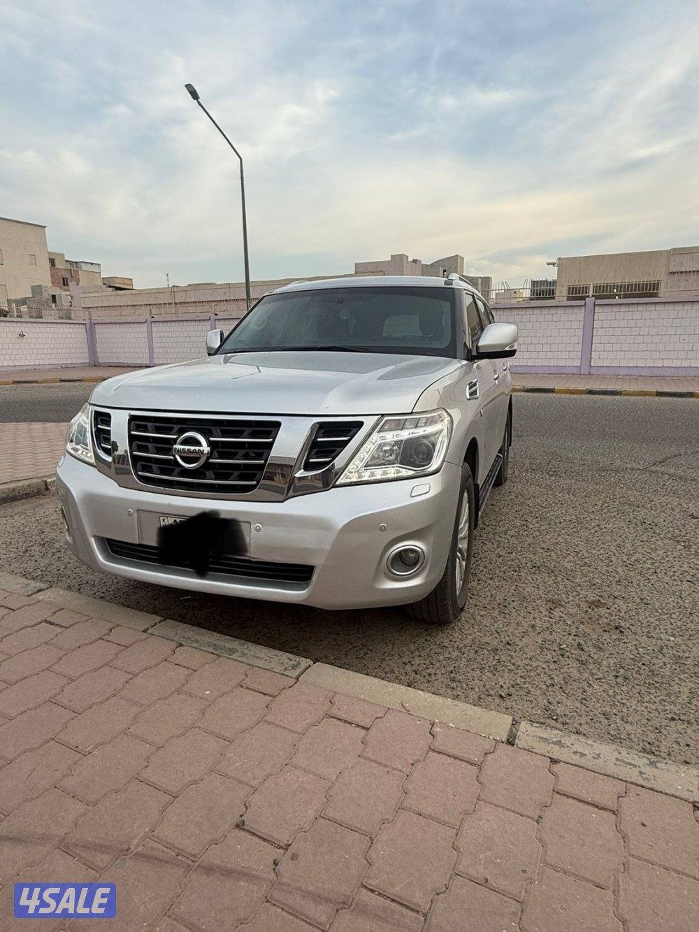 للبيع باترول وكاله موديل٢٠١٧0