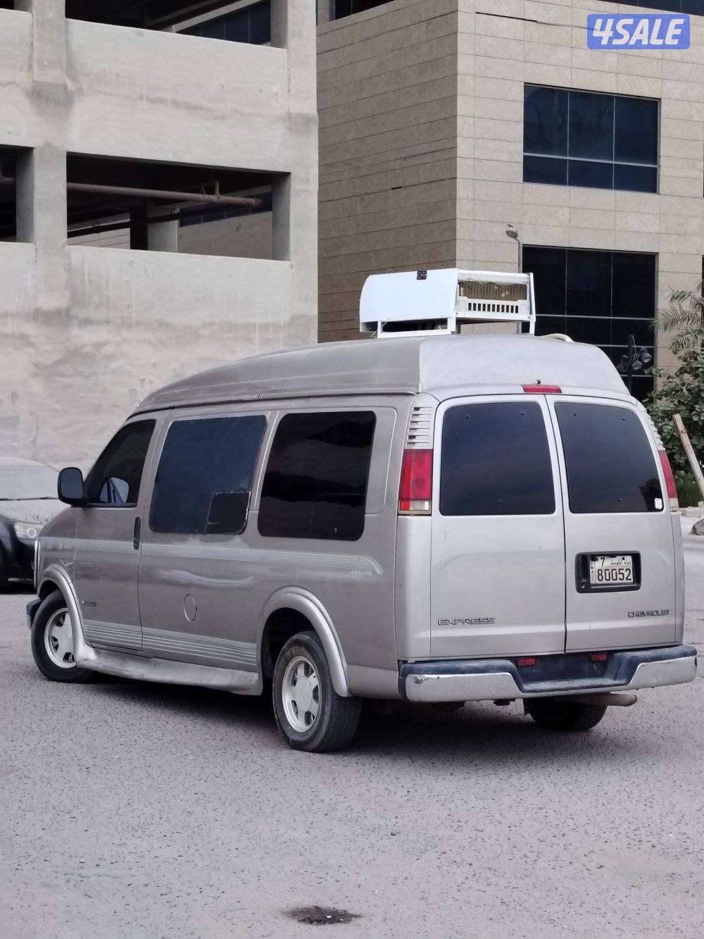 فإن مجهز بالكامل مكيف خارجي4