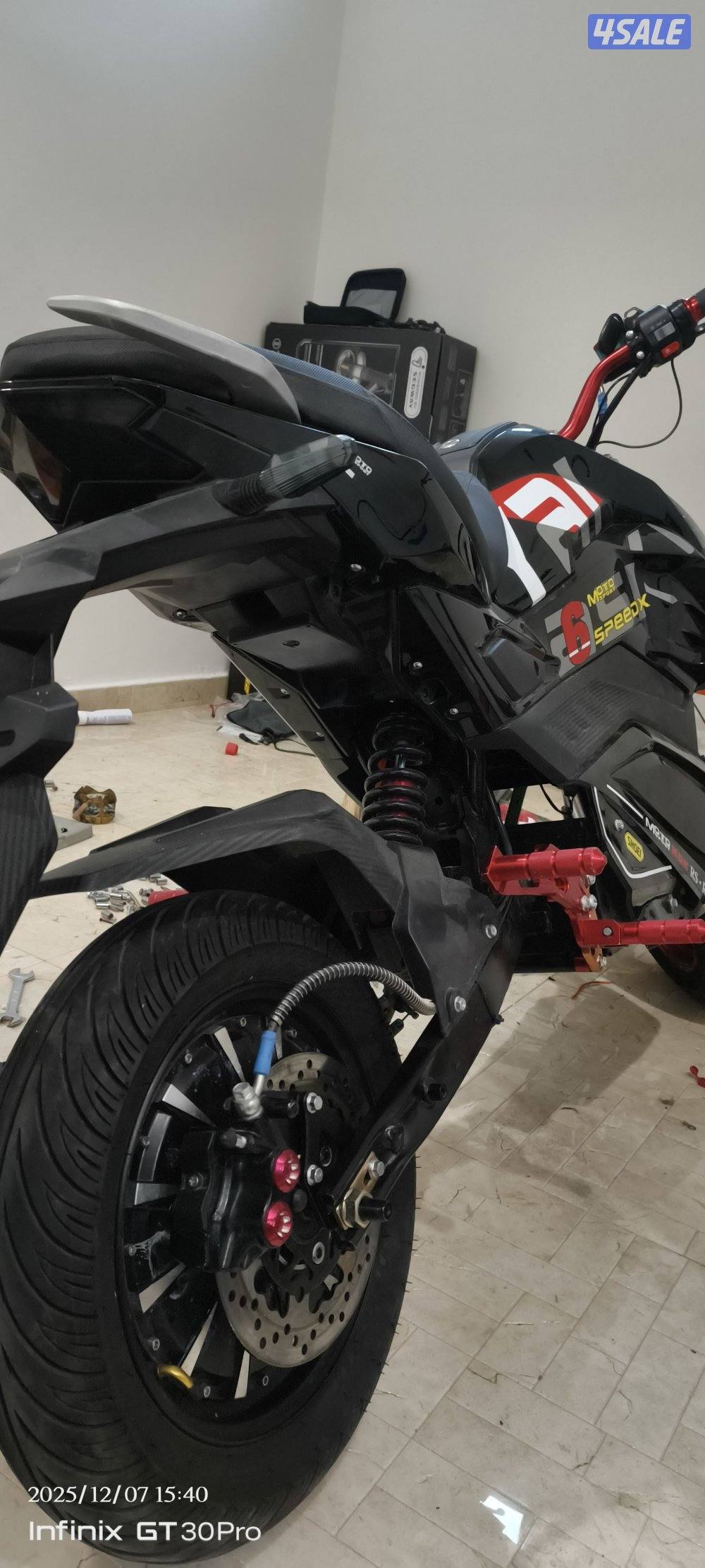 سكوتر و سيكل كهربائي للبيع مع الشواحن2