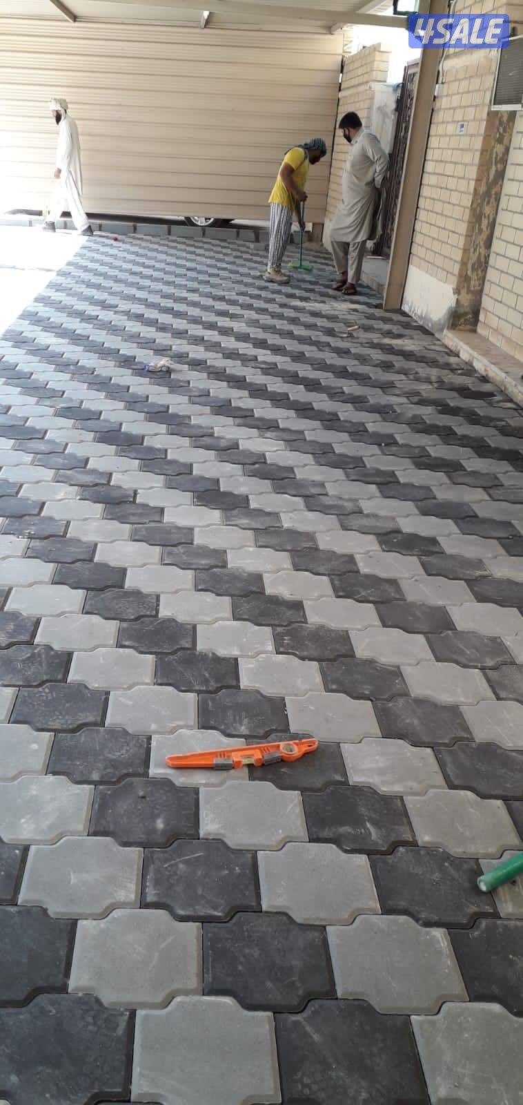 معلم تركيب بلاط متداخل وكربستون وكاشي وصبت موزاييك ارضيات ومصفت سيارات4