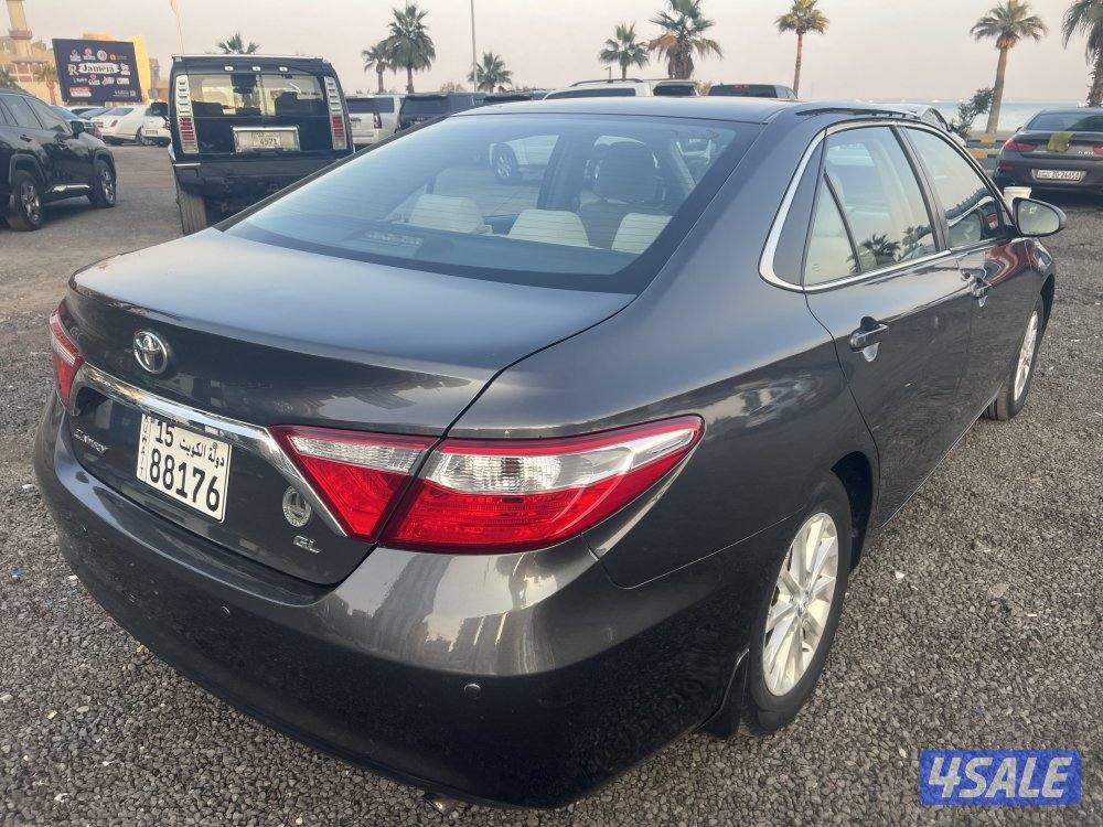 كامري GL 2017 ماشي 175 بحاله ممتازه رنجات كشافات سناسر تحكم4