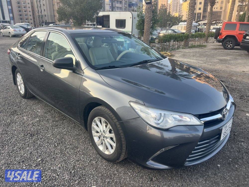 كامري GL 2017 ماشي 175 بحاله ممتازه رنجات كشافات سناسر تحكم7