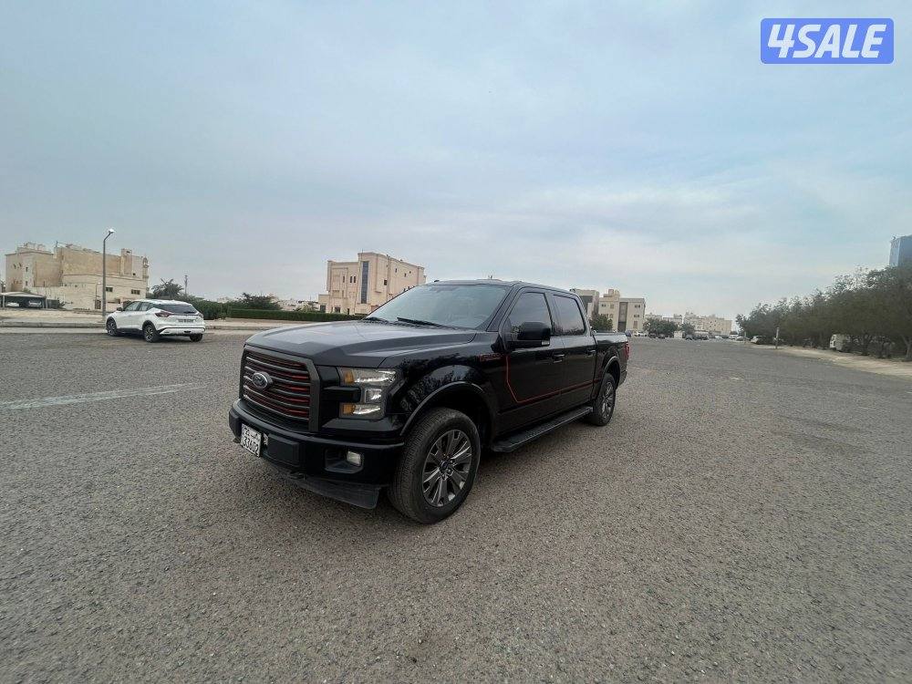 للبيع وانيت فورد سبورت لاريت8