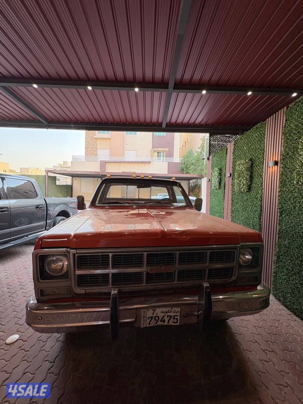 وانيت بهبهاني موديل ١٩٨٠1