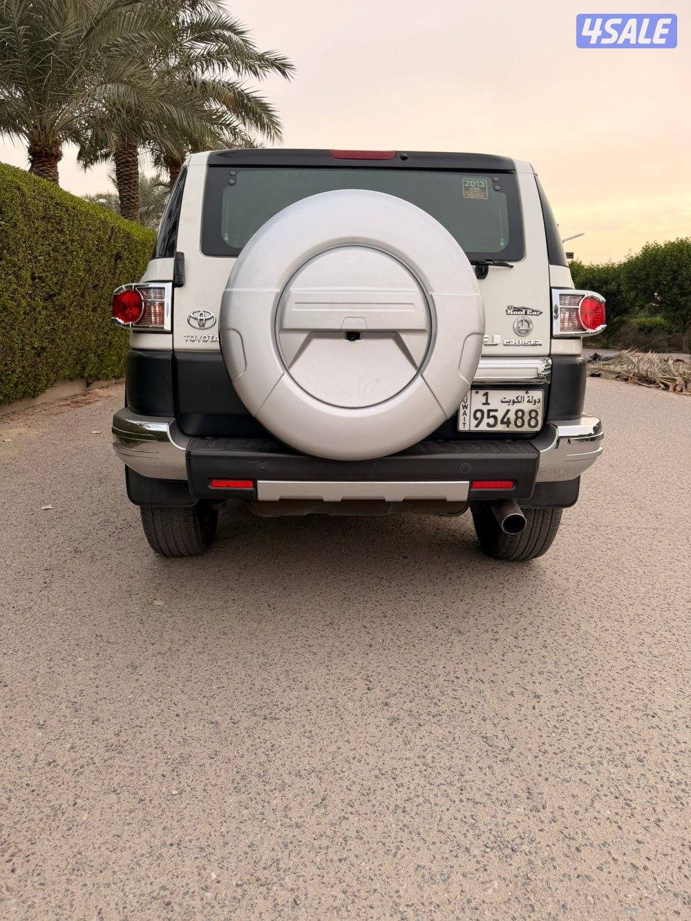 للبيع FJ موديل ٢٠١٣ بحاله ممتازه5