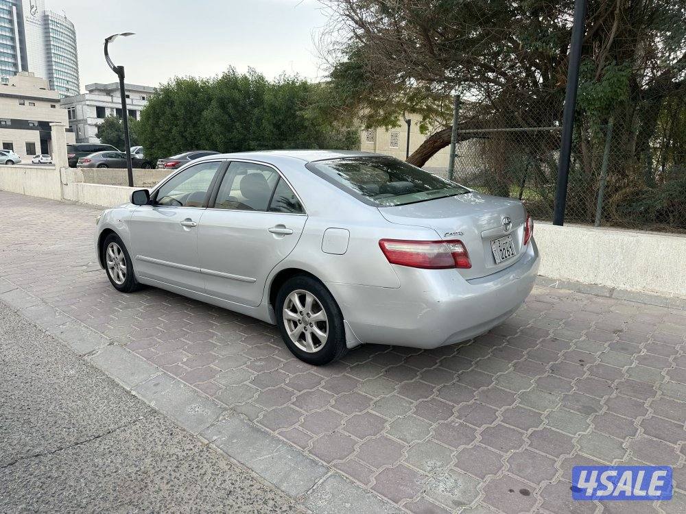للبيع كامري 20073