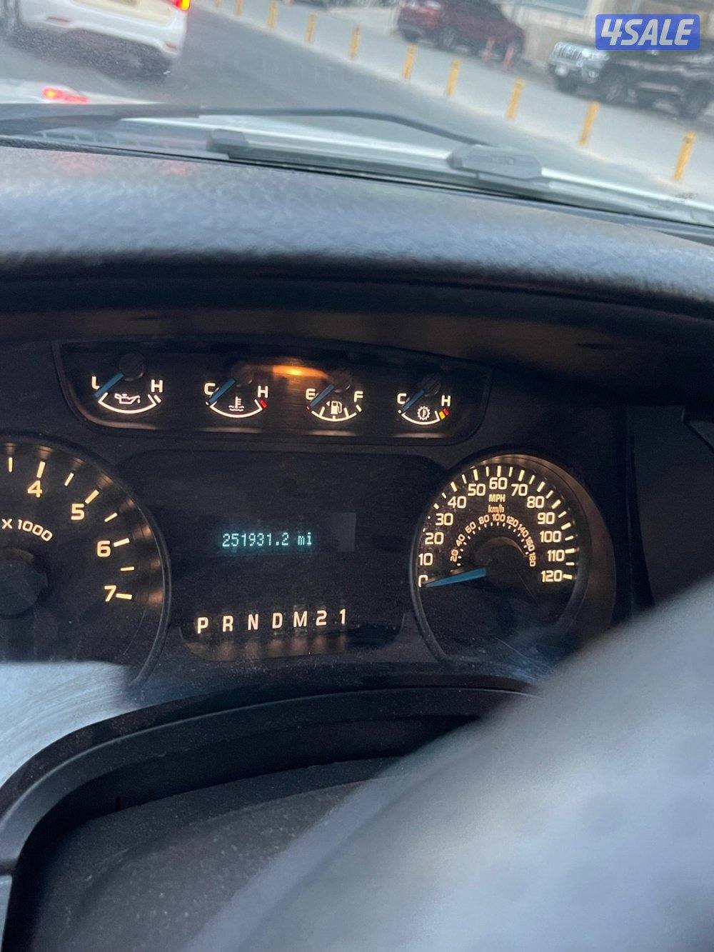 للبيع وانيت فورد F1502