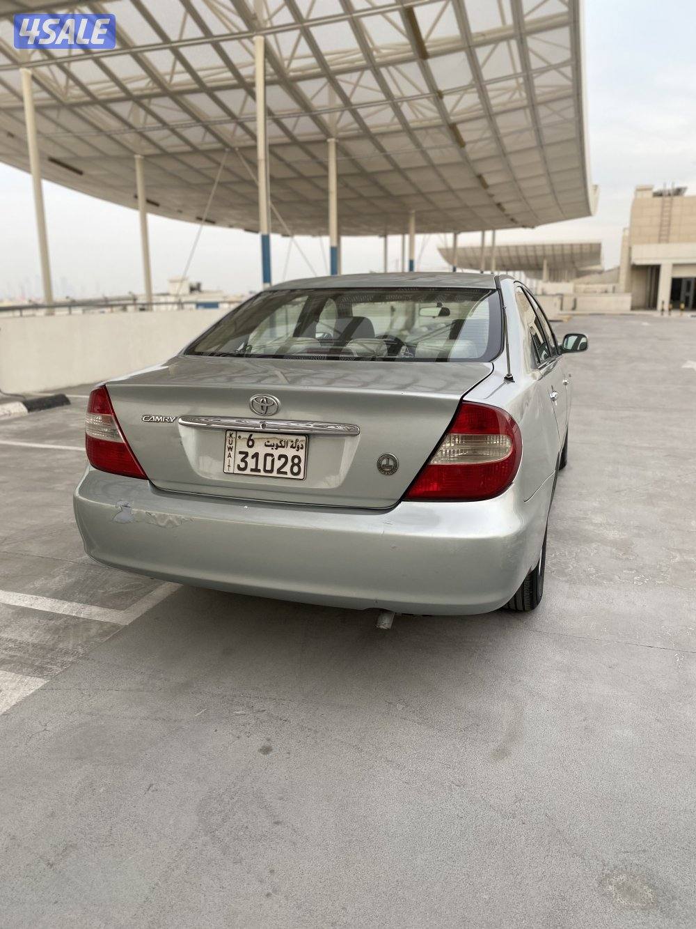 للبيع كامري 20044