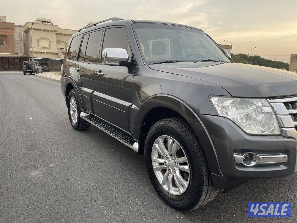 للبيع باجيرو1